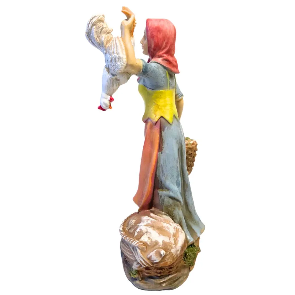 Contadina con gallo e cesti in resina 30 cm