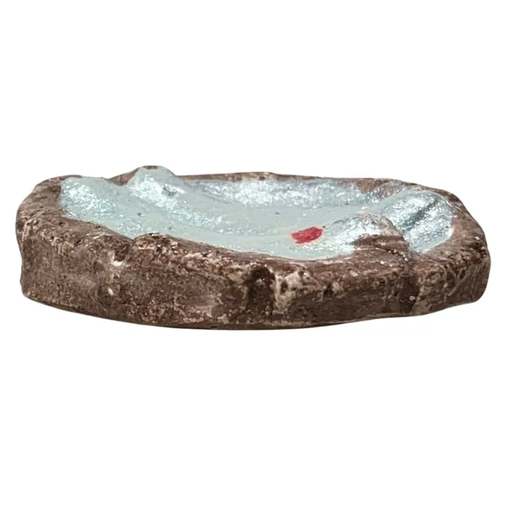 Round Plaster Basket with Two Fish for 20 cm Nativity Figures