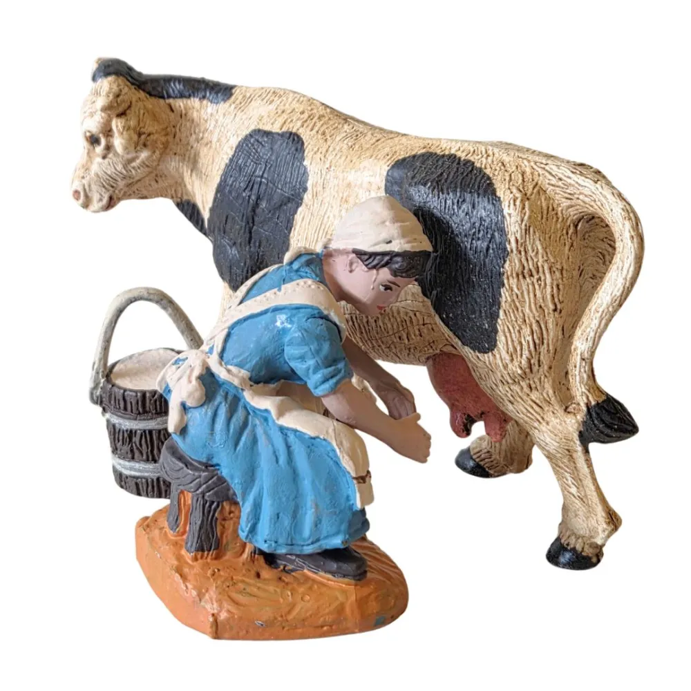 Oliver milking woman – 10 cm