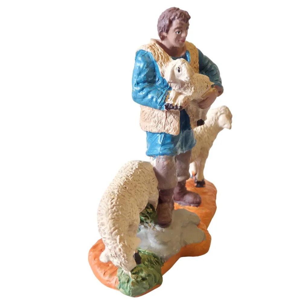 Oliver shepherd with sheep and lamb – 8 cm