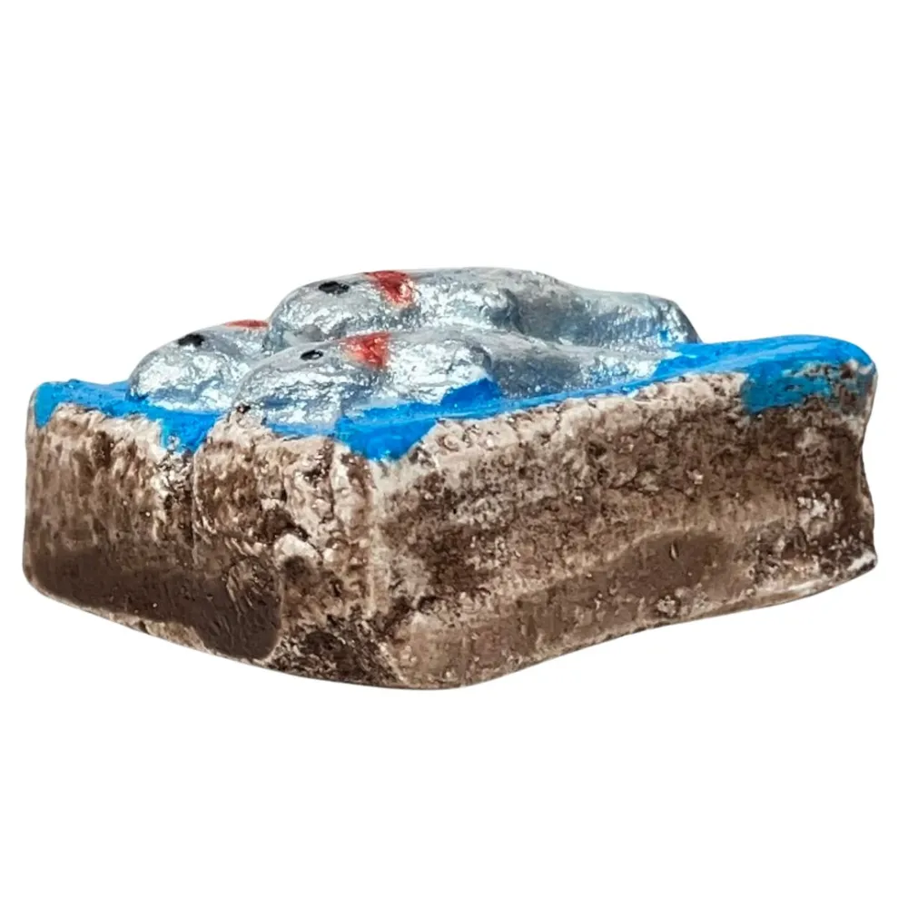 Plaster Crate with Three Fish for 8–10 cm Nativity Figures