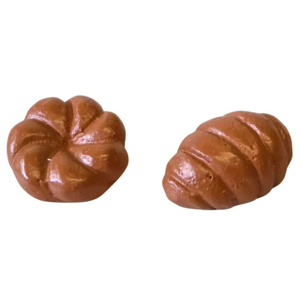 Set of 2 resin bread pieces for 12–15 cm Nativity Figures