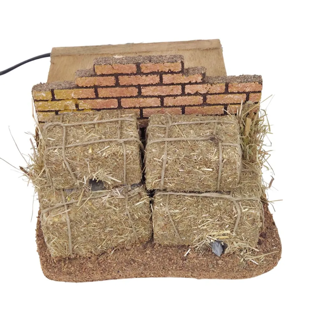 Animated Mice Peeking Out from Hay Bales for 30 cm Nativity Figures