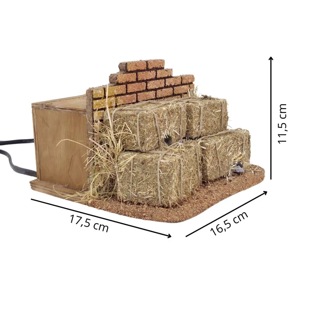 Animated Mice Peeking Out from Hay Bales for 30 cm Nativity Figures