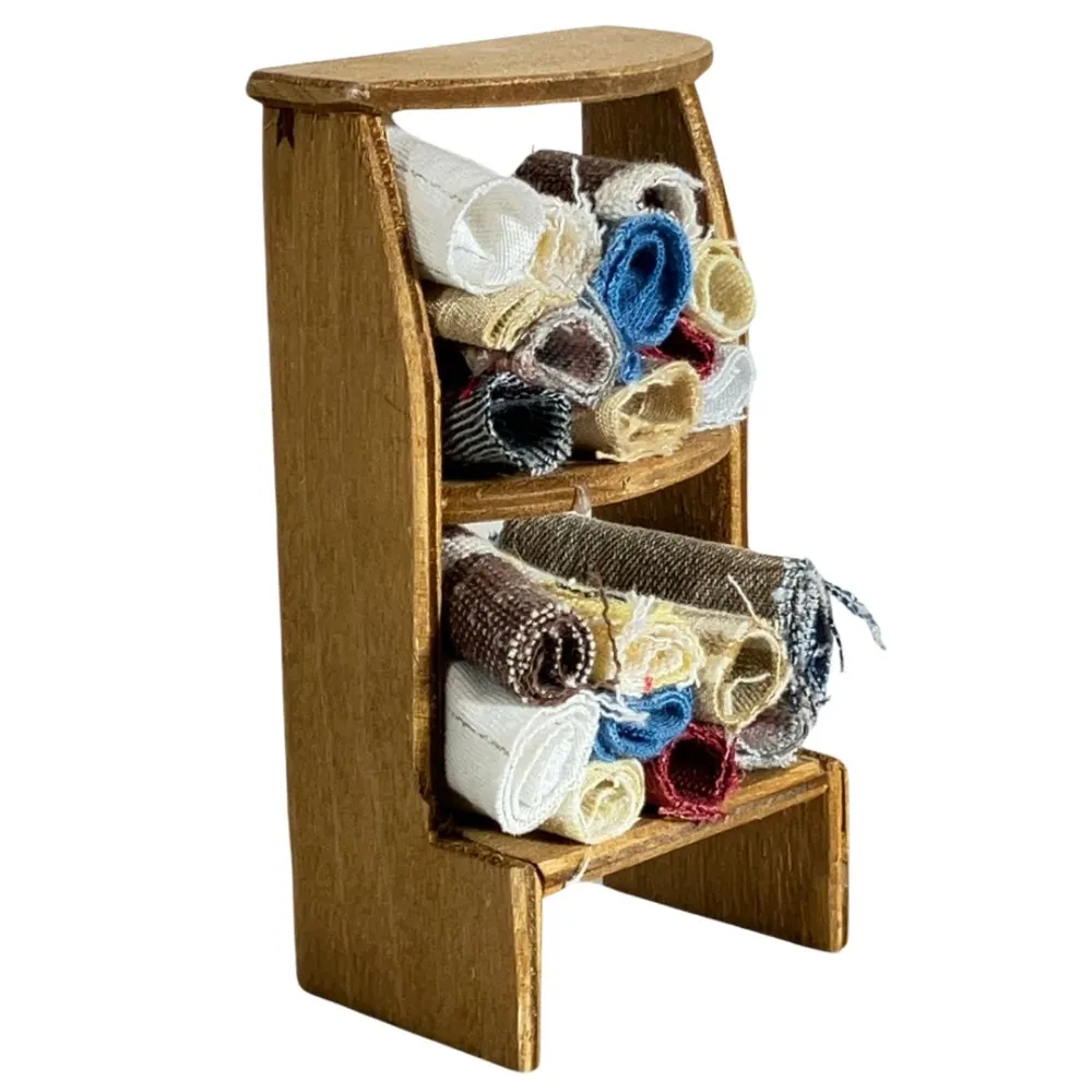 Wooden Fabric Stall for 8–10 cm Nativity Figures
