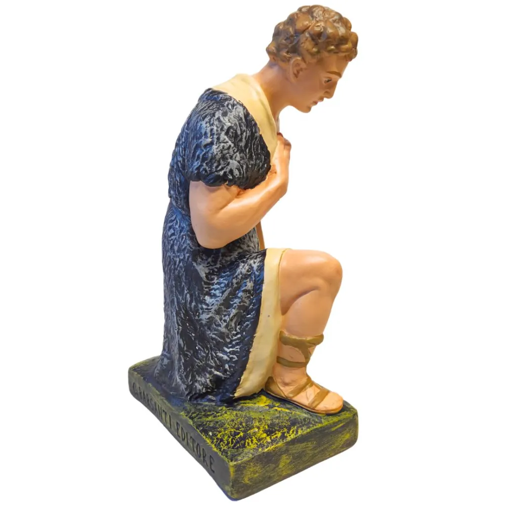 Giovane omaggiante serie 40 cm