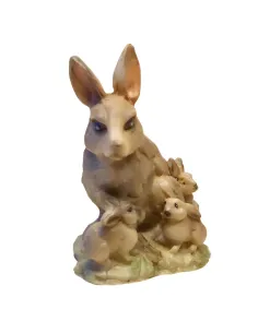 Coniglio con cuccioli in resina per statue da 30 cm