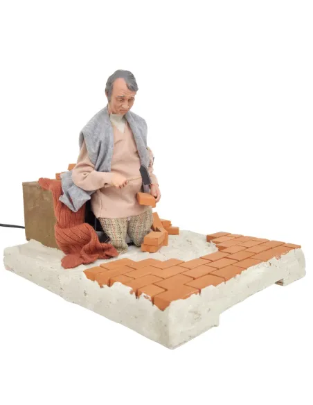 Animated Traditional Mason - 30 cm