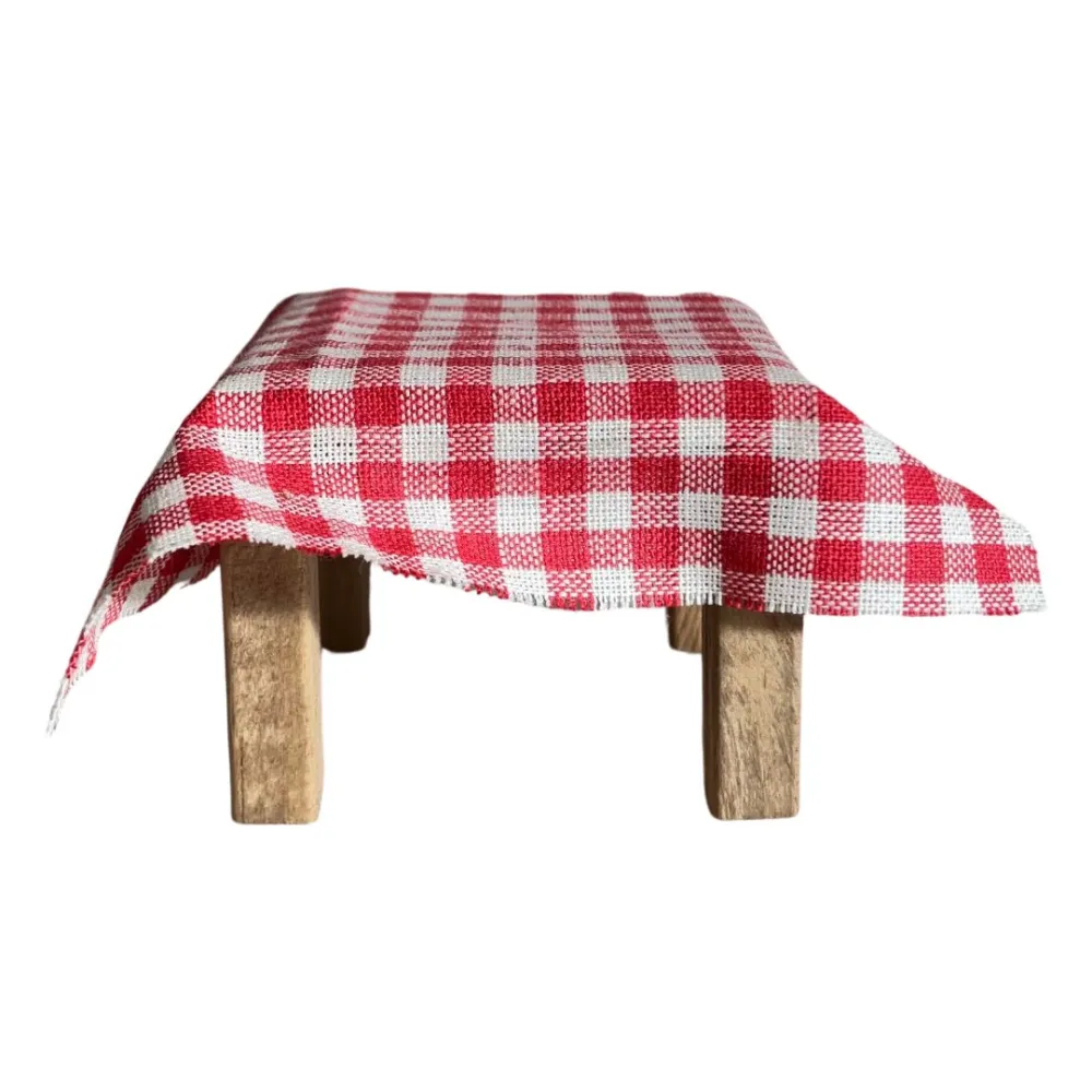 Wooden Table with Tablecloth for 8–10 cm Nativity Figures
