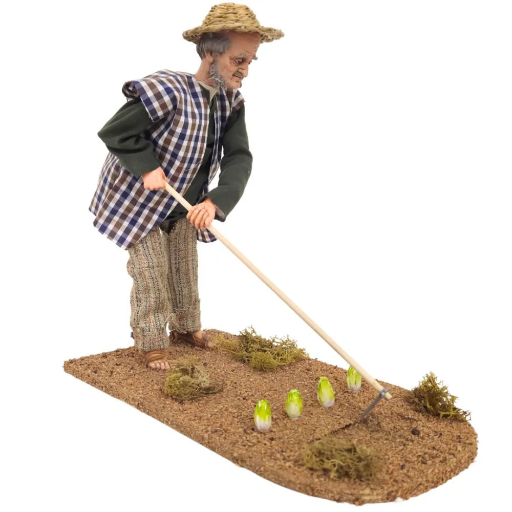 Animated Traditional Hoeing Farmer - 30 cm
