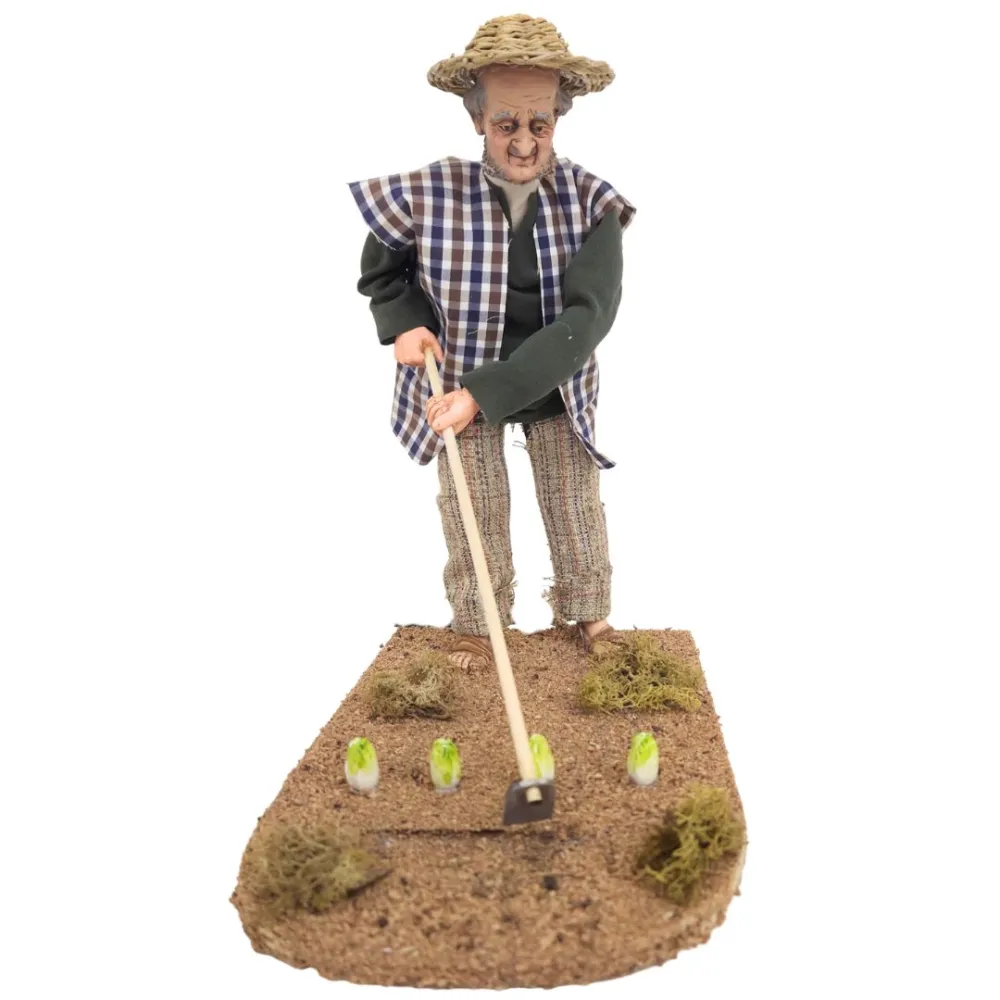 Animated Traditional Hoeing Farmer - 30 cm