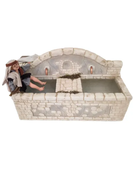 Bambino palestinese alla fonte in resina in movimento per statue da 30 cm