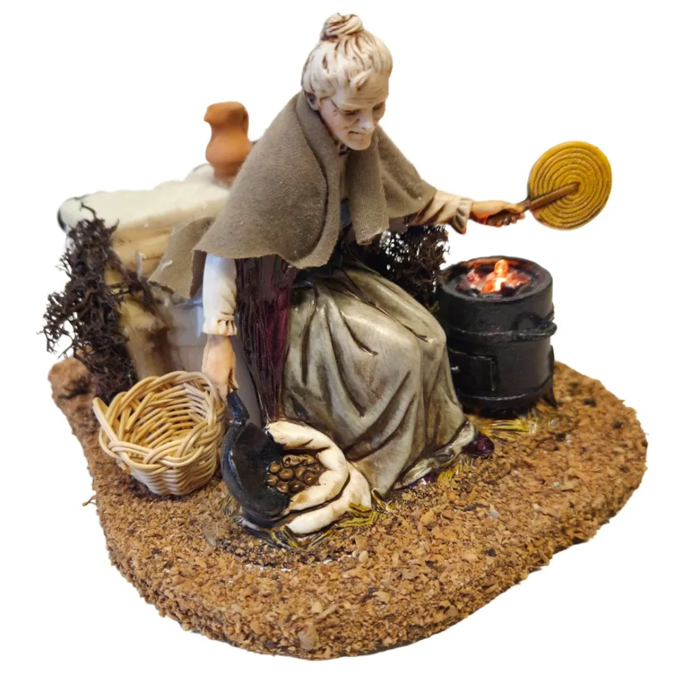 Animated 12 cm PVC Landi Woman Roasting Chestnuts