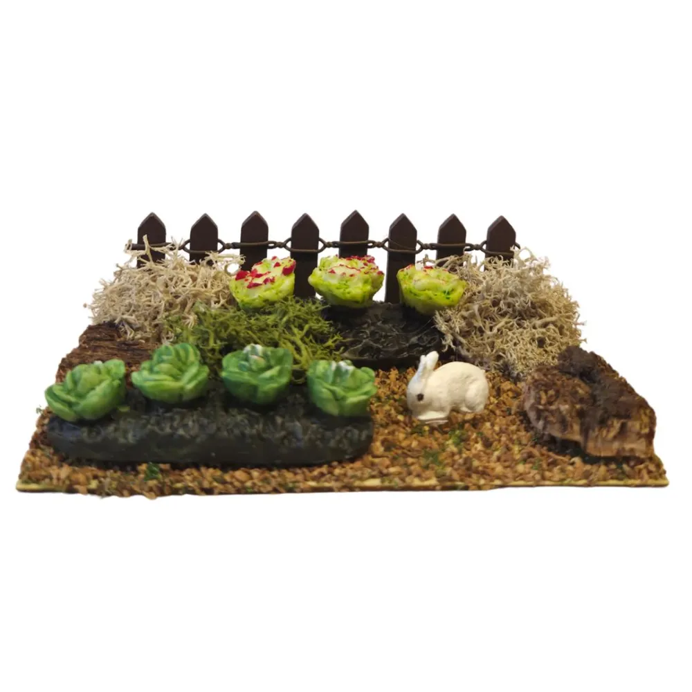 Orto con staccionata per statue da 8-10 cm