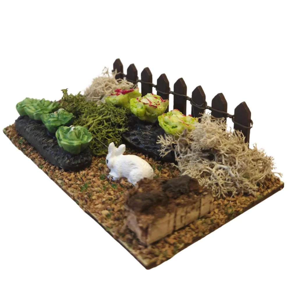 Orto con staccionata per statue da 8-10 cm