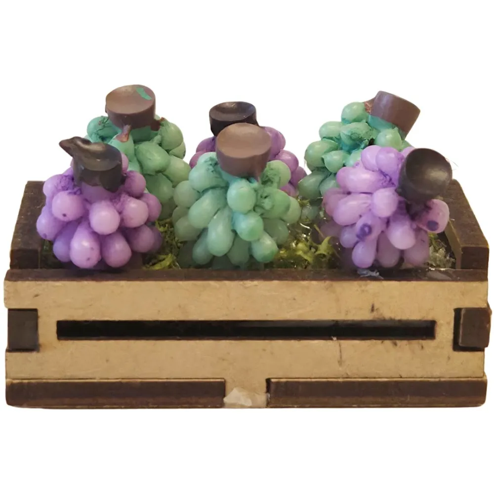 Wooden Crate with Green and Purple Grapes for 12–15 cm Nativity Figures