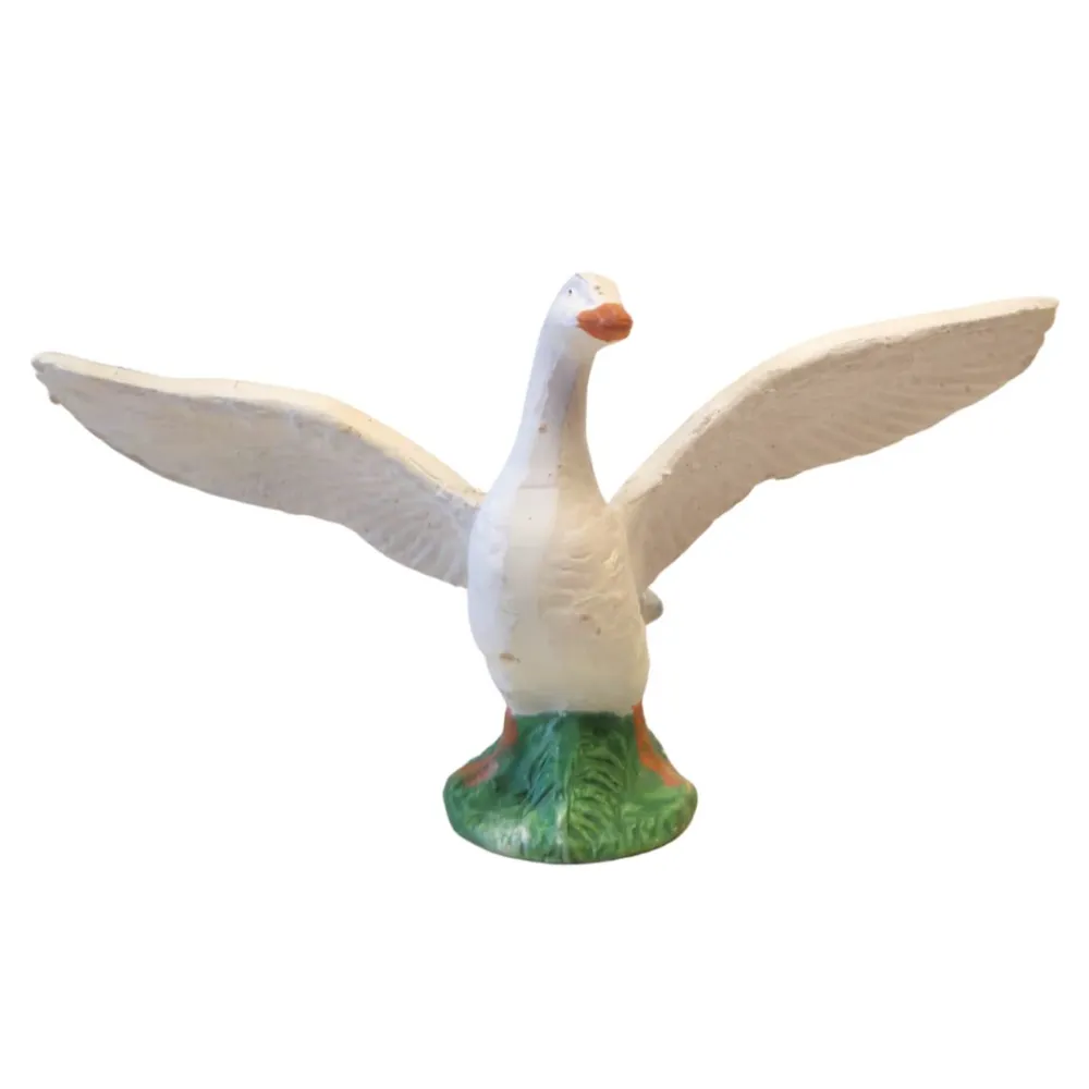 Terracotta Goose with Open Wings, for 20–25 cm Nativity Figures