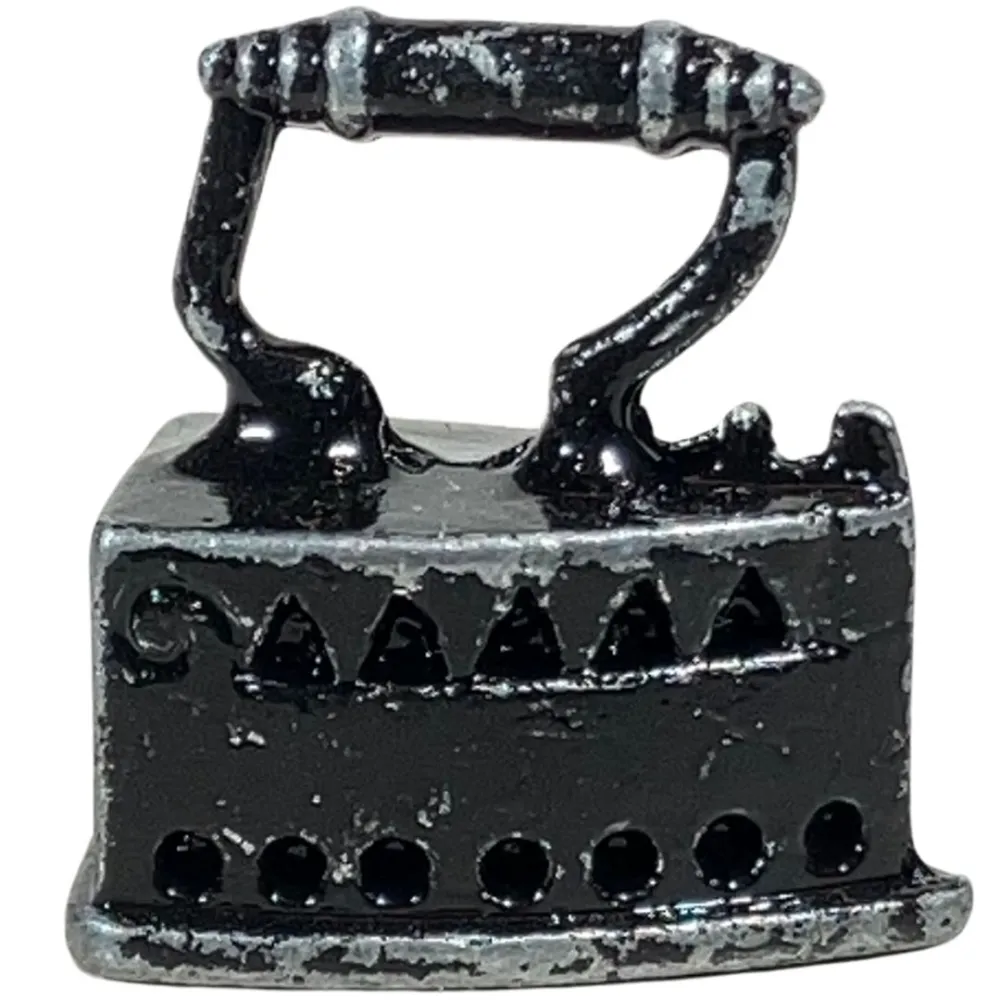 Zamak Charcoal Iron for 15–20 cm Nativity Figures