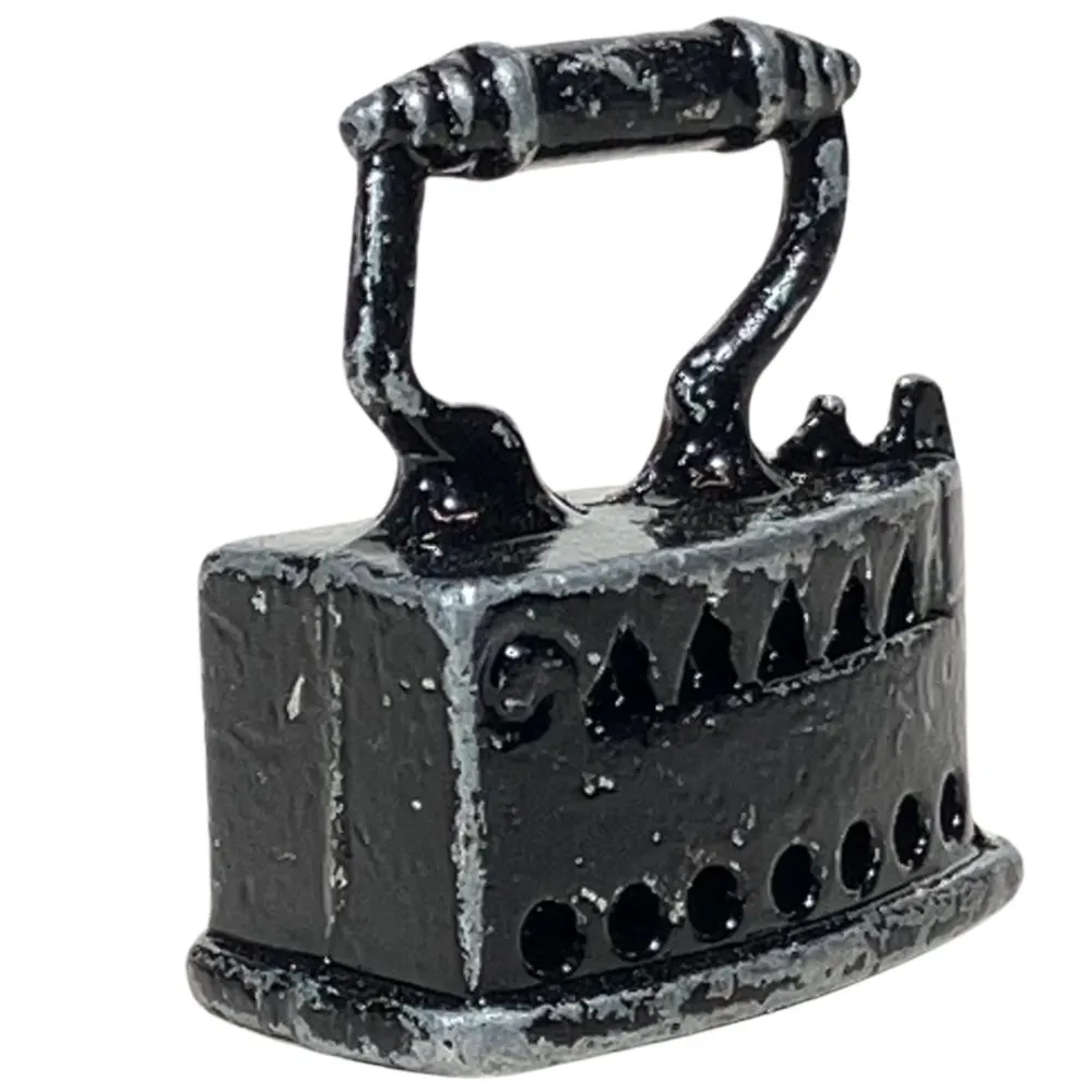 Zamak Charcoal Iron for 15–20 cm Nativity Figures
