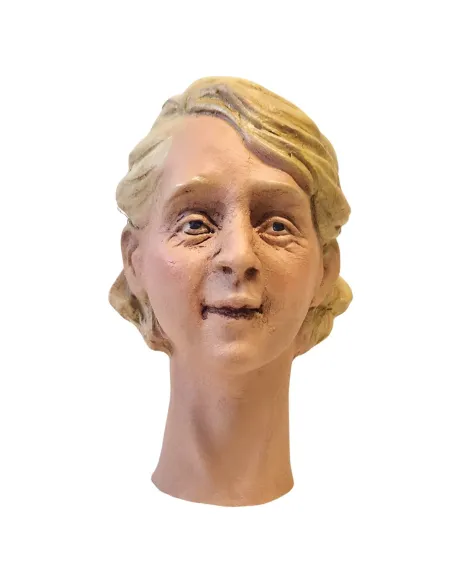Volto donna bionda con capelli corti per 30 cm