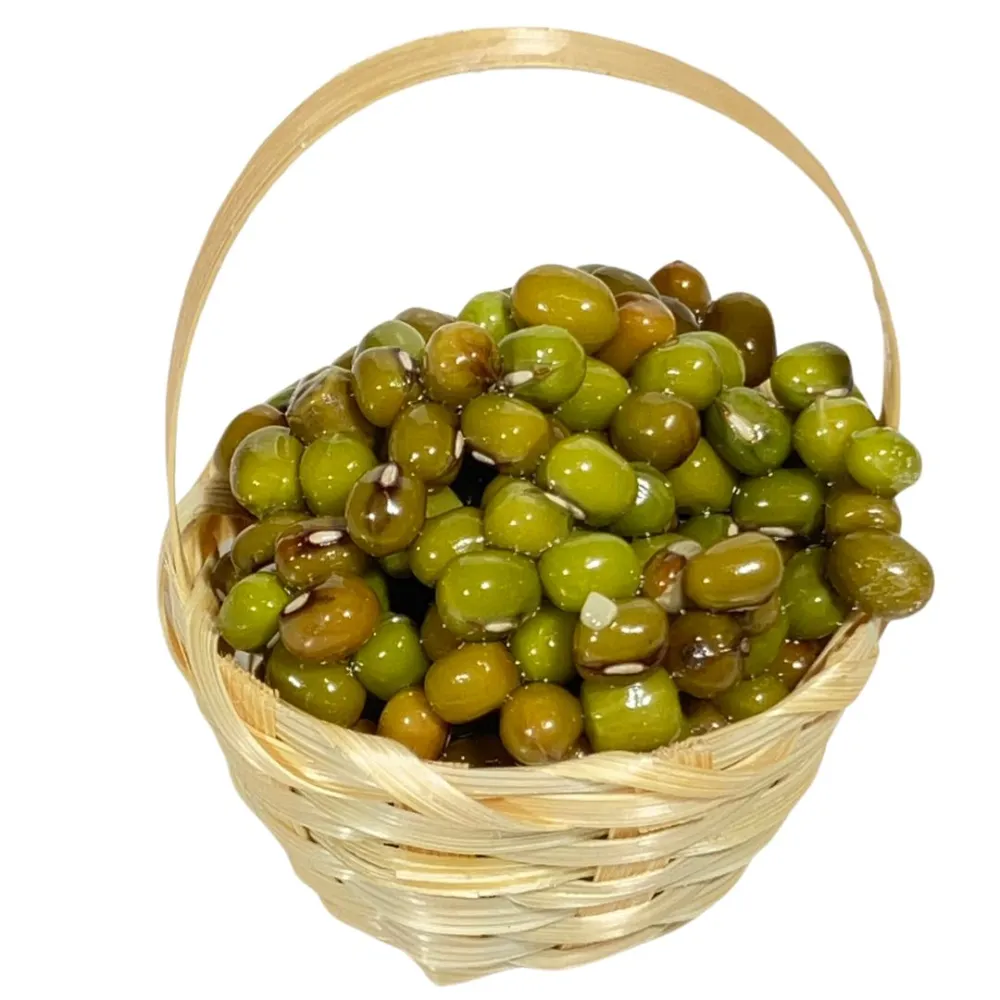 Basket with Green Olives for 20–25 cm Nativity Figures