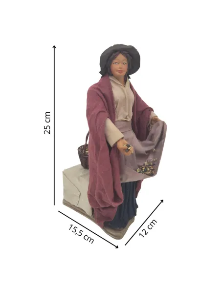 Donna che sparge il mangime in terracotta in movimento 25 cm