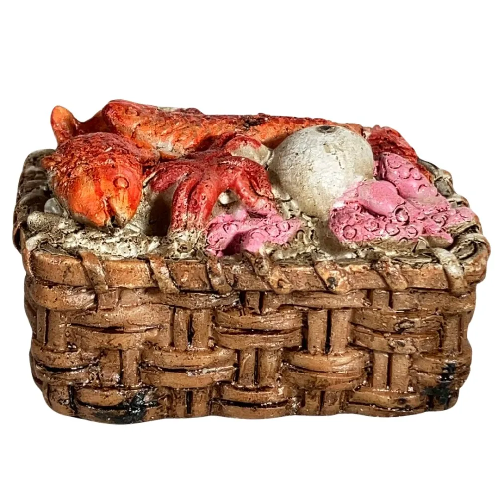 Resin Basket with Seafood for 15–20 cm Nativity Figures