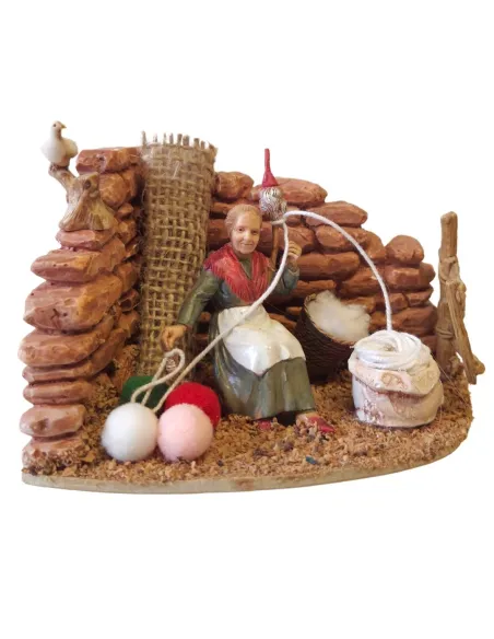 Landi Woman Spinning Wool, 10 cm