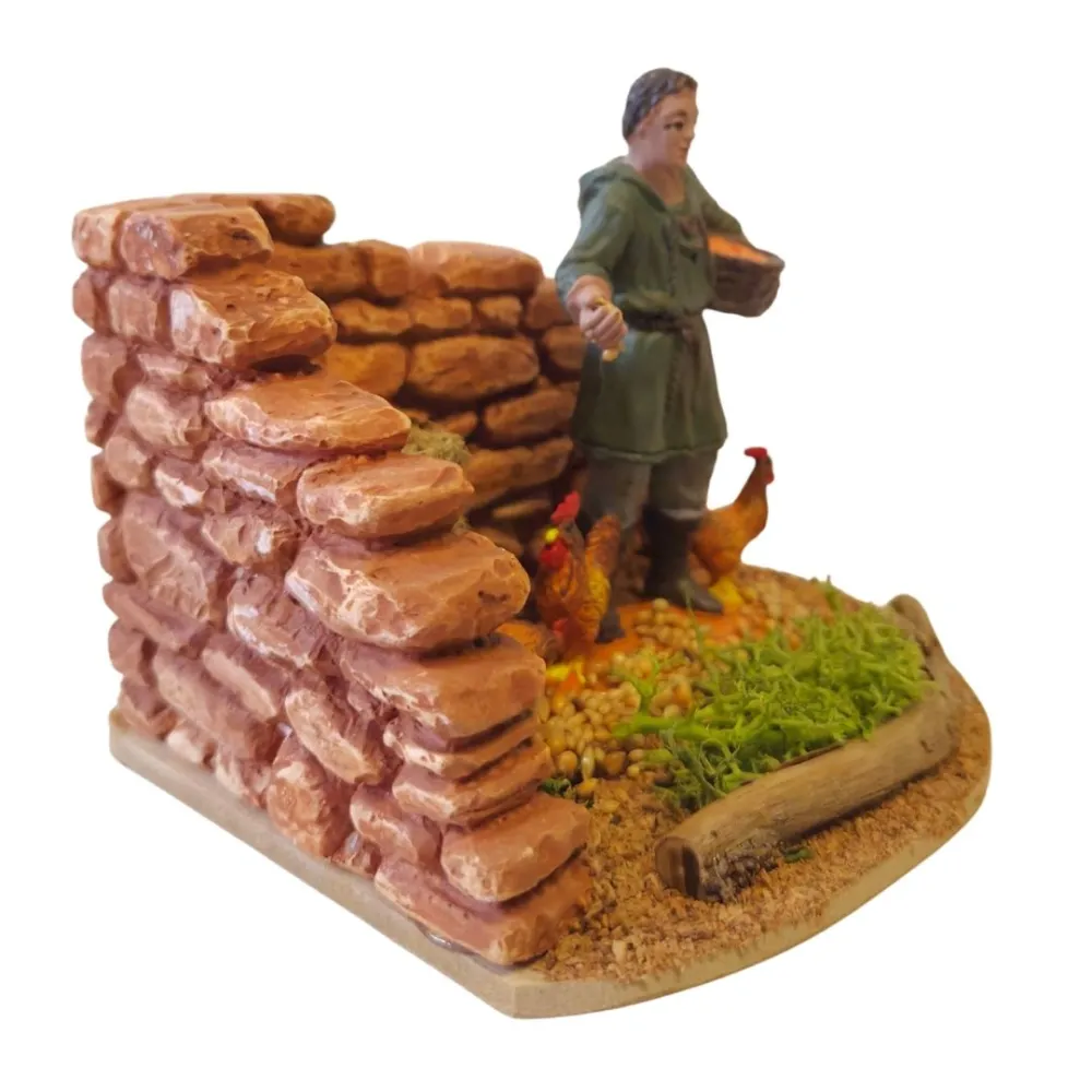 Oliver Farmer with Hens, 8 cm